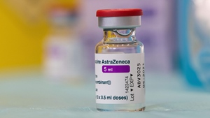laud-vacuna-astrazeneca-cnn.jpg